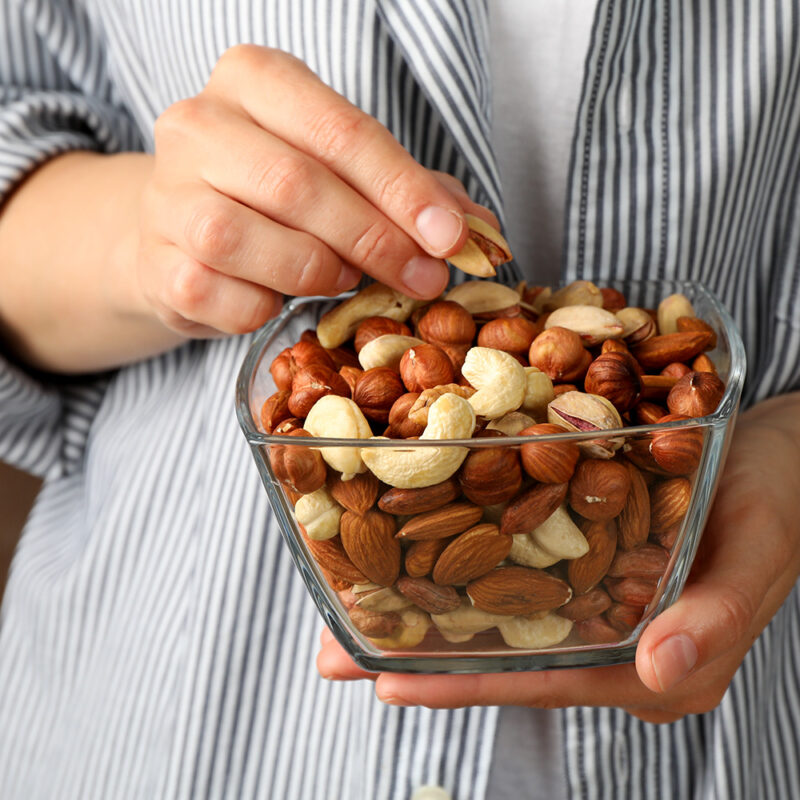 Cuenco diferentes frutos secos alimentacion saludable